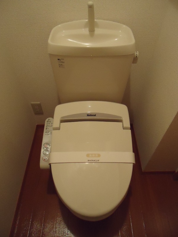 ��ʌ�����s�㕽�����P���ڂ̃A�p�[�g�̃g�C��