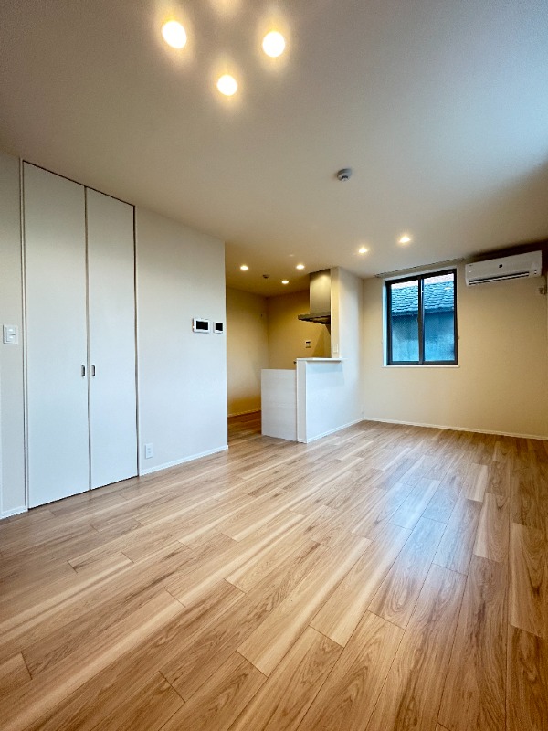 ��ʌ��������܎s��{��{���R���ڂ̃}���V�����̋��ԁE���r���O