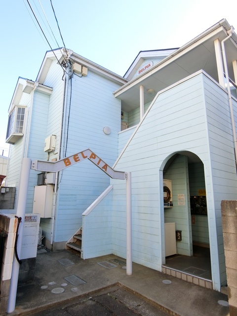 ��ʌ��������܎s�����擌��{�T����22-11�̃A�p�[�g�̌����O��