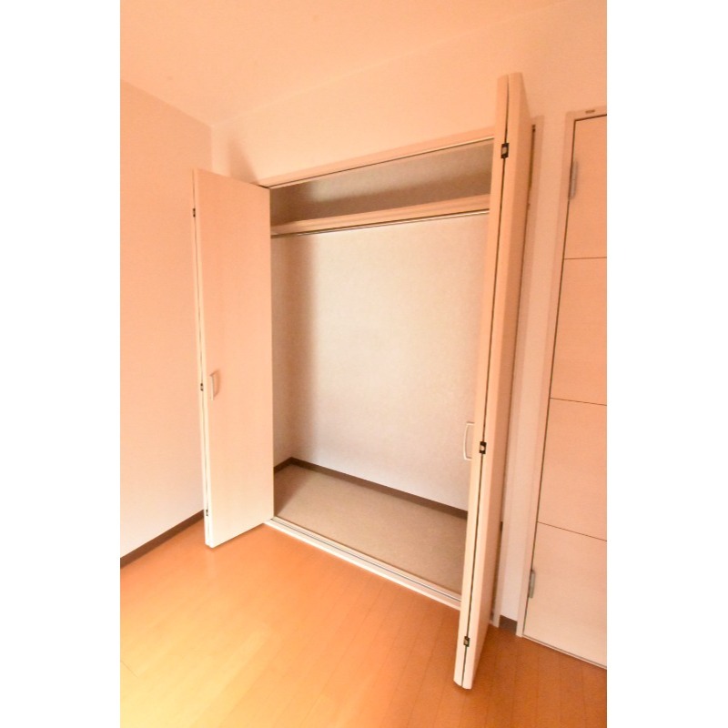 ��ʌ������s�����R���ڂ̃A�p�[�g�̎��[