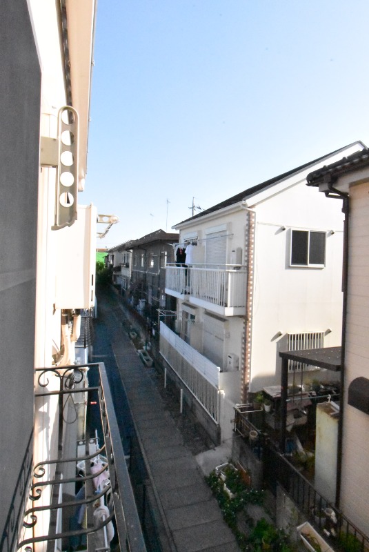 ��ʌ������s�����R���ڂ̃A�p�[�g�̂��̑�