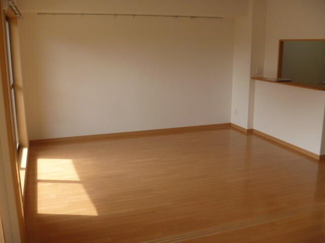 ��ʌ�����s�厚����̃}���V�����̂��̑������E�X�y�[�X