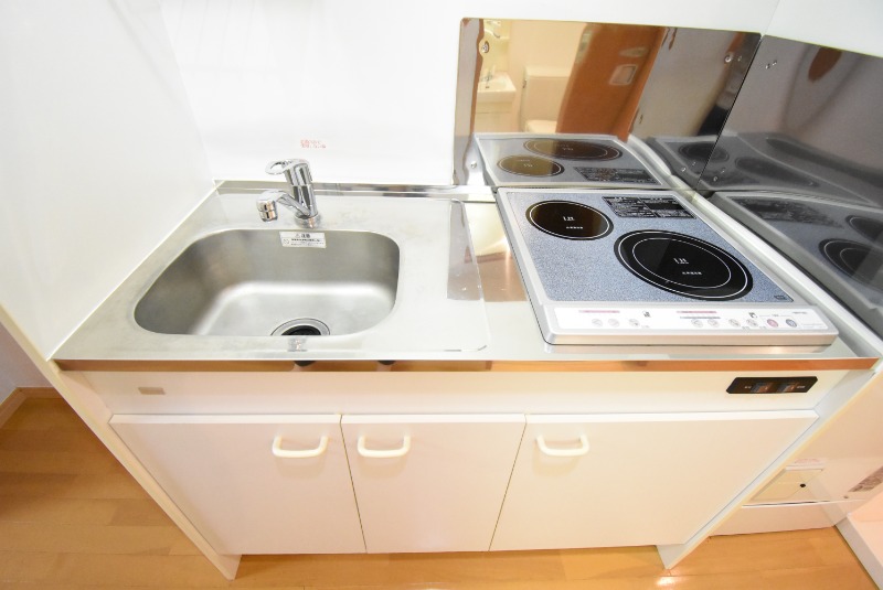 ��ʌ��������܎s��{��{���S���ڂ̃}���V�����̃L�b�`��