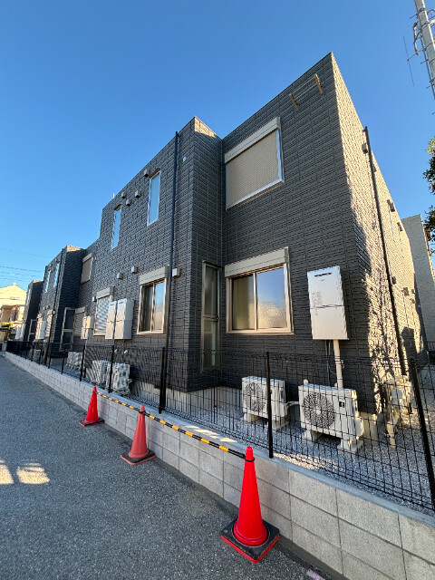 ��ʌ��������܎s��{��听���R����657-1�̃}���V�����̌����O��