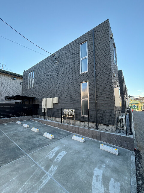 ��ʌ��������܎s��{��听���R���ڂ̃}���V�����̒��ԏ�