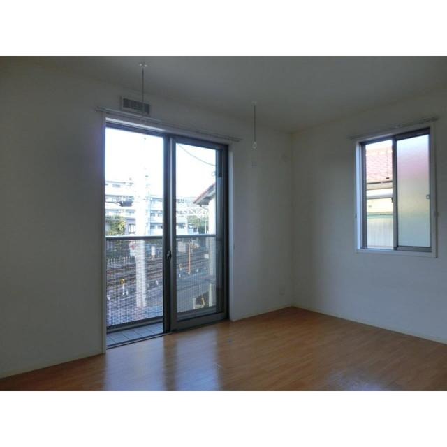 ��ʌ��@�c�s���P���ڂ̃A�p�[�g�̋��ԁE���r���O