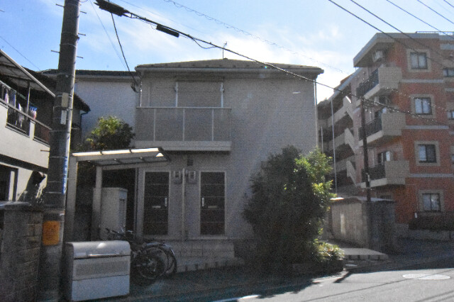 ��ʌ��@�c�s���P���ڂ̃A�p�[�g�̃G���g�����X