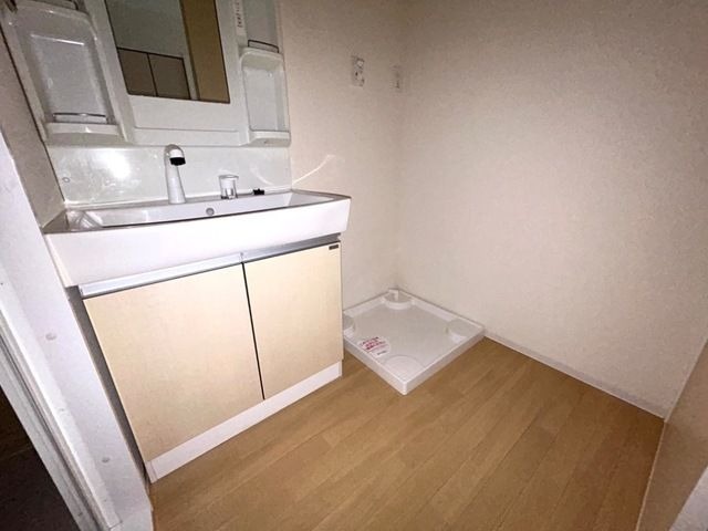 ��ʌ��������܎s�΋�厚����c�̃}���V�����̐��ʏ�