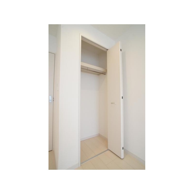 ��ʌ��������܎s��摾�c�E�Q���ڂ̃}���V�����̎��[