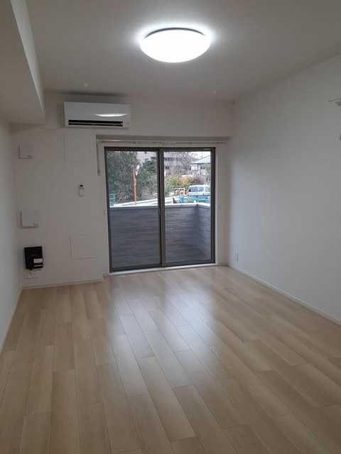 ��ʌ��������܎s����厚�w��̃A�p�[�g�̋��ԁE���r���O