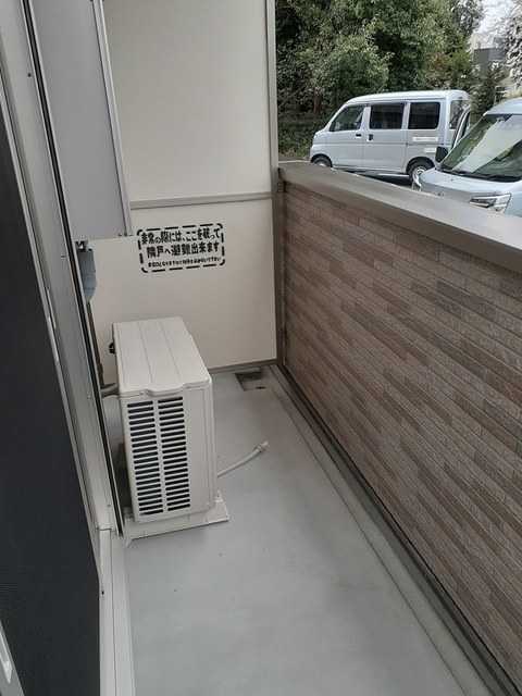 ��ʌ��������܎s����厚�w��̃A�p�[�g�̃o���R�j�[