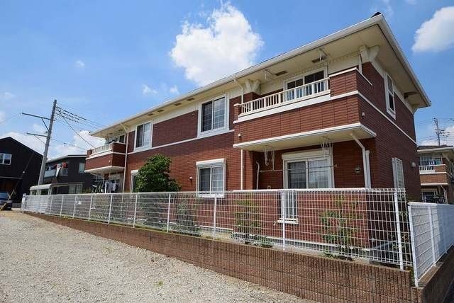 ��ʌ�����s�厚�ΐ_�̃A�p�[�g�̌����O��