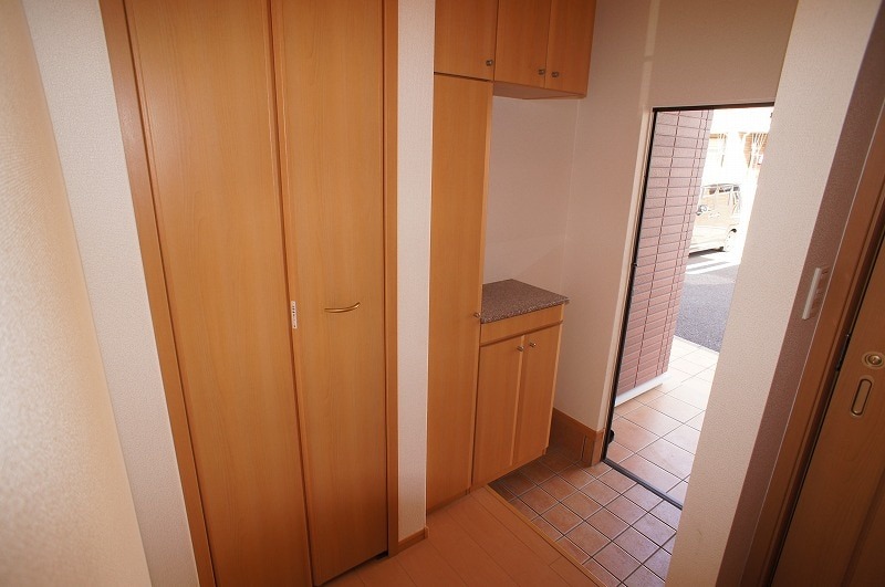 ��ʌ�����s�厚�ΐ_�̃A�p�[�g�̌���