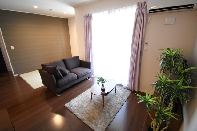 ��ʌ��������܎s���搼��{�S���ڂ̃A�p�[�g�̋��ԁE���r���O