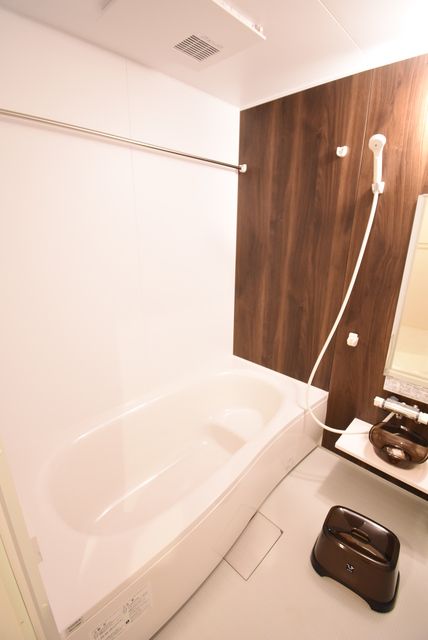 ��ʌ��������܎s���搼��{�S���ڂ̃A�p�[�g�̃o�X