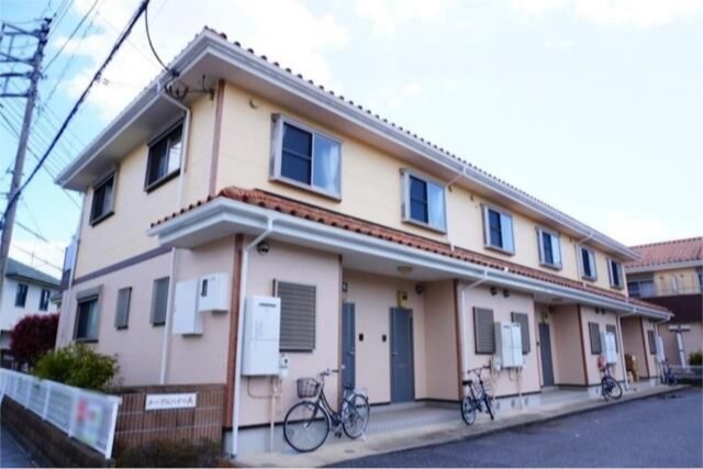 ��ʌ������s����R���ڂ̃A�p�[�g�̌����O��