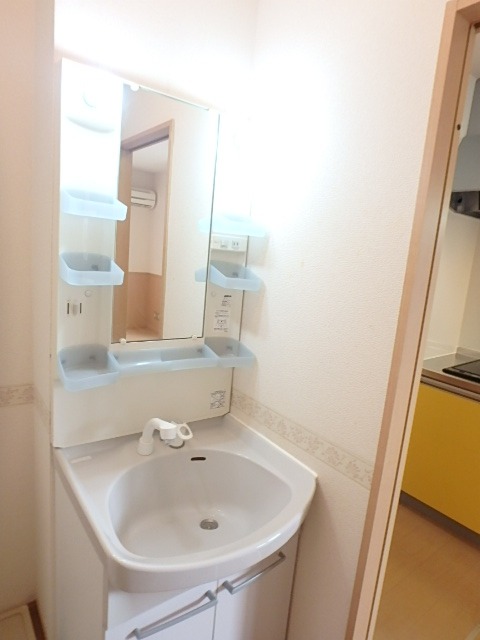 ��ʌ��������܎s��{��O���P���ڂ̃A�p�[�g�̐��ʏ�