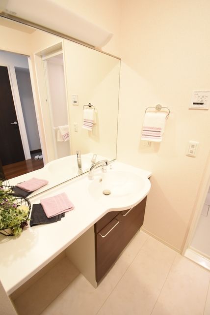 ��ʌ��������܎s���搼��{�S���ڂ̃A�p�[�g�̐��ʏ�