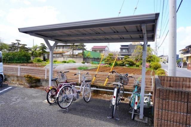 ��ʌ������s����R���ڂ̃A�p�[�g�̂��̑�