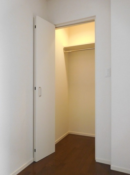 ��ʌ��������܎s��{�扺���P���ڂ̃}���V�����̎��[