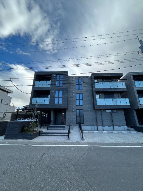 ��ʌ��������܎s���搼��{�P����8-16�̃}���V�����̌����O��