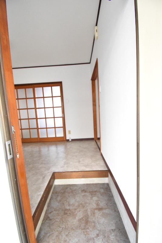 ��ʌ��������܎s��{��O���S���ڂ̃A�p�[�g�̌���