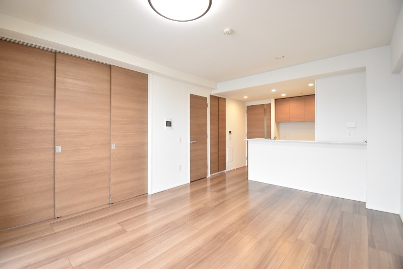 ��ʌ��������܎s�΋�����S���ڂ̃}���V�����̋��ԁE���r���O