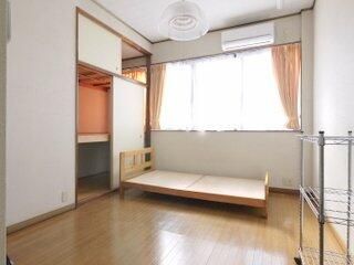 ��ʌ��@�c�s�厚�n���̃A�p�[�g�̋��ԁE���r���O