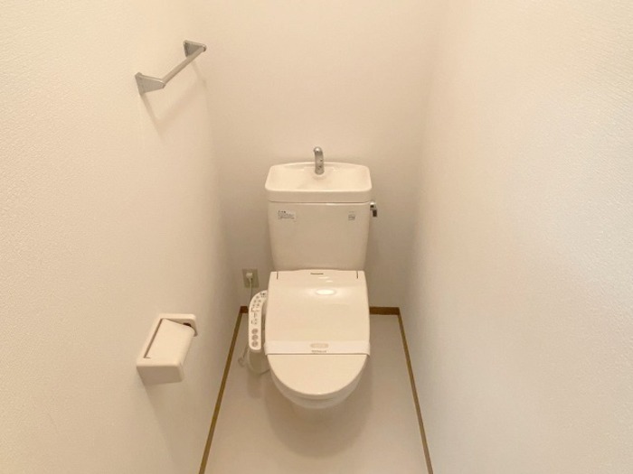 ��ʌ��������܎s�΋挴�R�S���ڂ̃e���X�n�E�X�̃g�C��