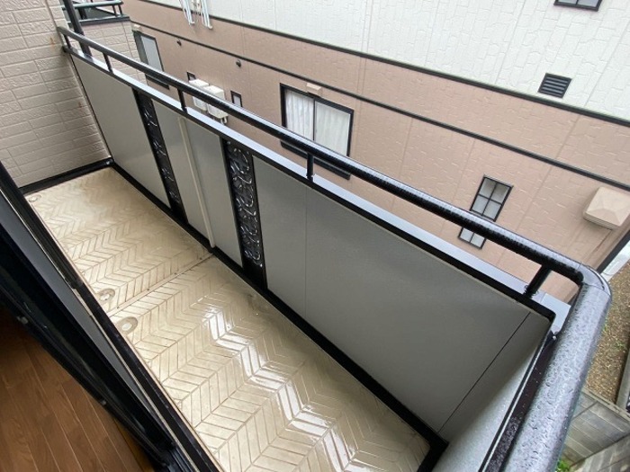 ��ʌ��������܎s�΋挴�R�S���ڂ̃e���X�n�E�X�̃o���R�j�[