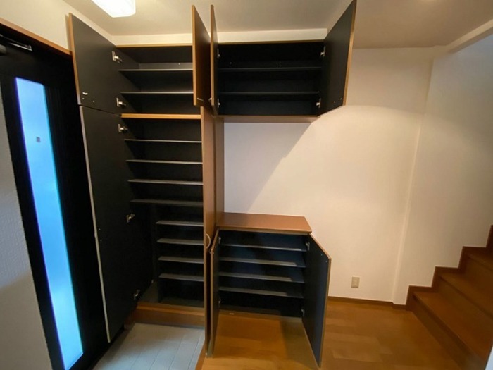 ��ʌ��������܎s�΋挴�R�S���ڂ̃e���X�n�E�X�̂��̑�