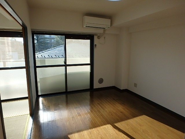 ��ʌ��������܎s��{��㏬���̃}���V�����̋����E���r���O