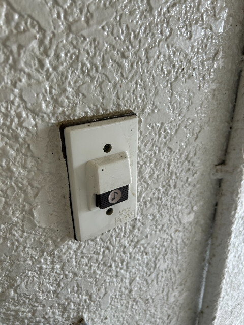 ��ʌ��k�����S�ɓޒ��{���P���ڂ̃A�p�[�g�̂��̑�