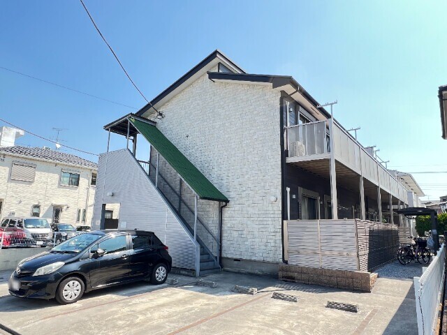 ��ʌ�����s�˒˓��Q���ڂ̃A�p�[�g�̌����O��