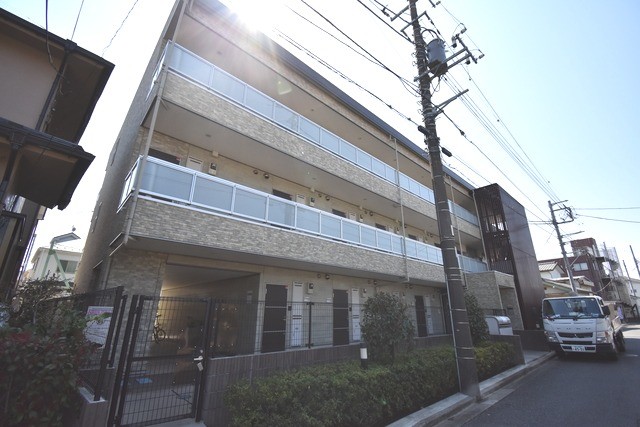 ��ʌ��������܎s���撬�J�R����21-3�̃}���V�����̌����O��