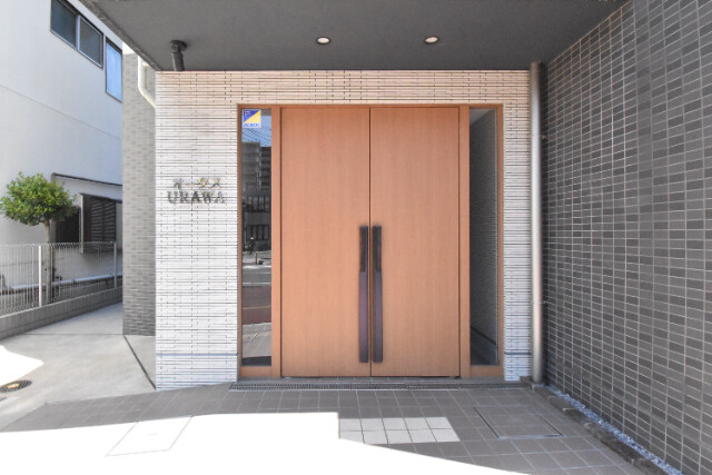 ��ʌ��������܎s�Y�a�擌�����̃}���V�����̃G���g�����X