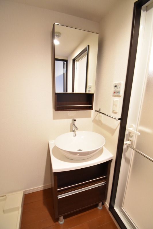 ��ʌ��������܎s���撬�J�R���ڂ̃}���V�����̐��ʏ�