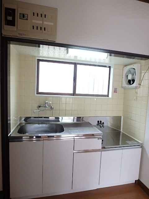 ��ʌ��������܎s�k����i���P���ڂ̈�ˌ��ẴL�b�`��