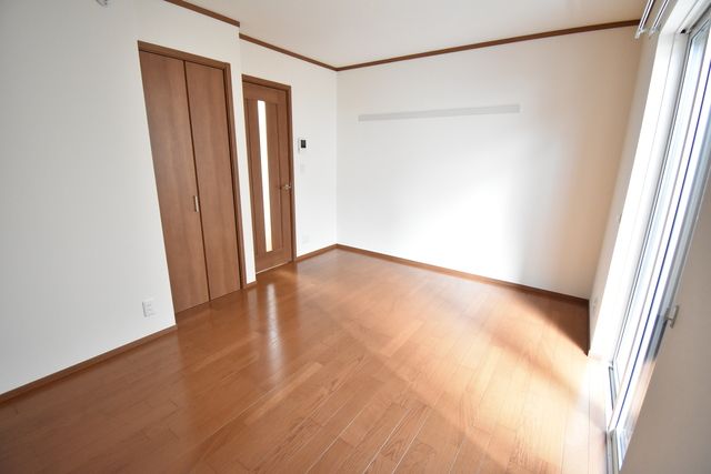 ��ʌ��������܎s�Y�a���ՂR���ڂ̃A�p�[�g�̂��̑������E�X�y�[�X