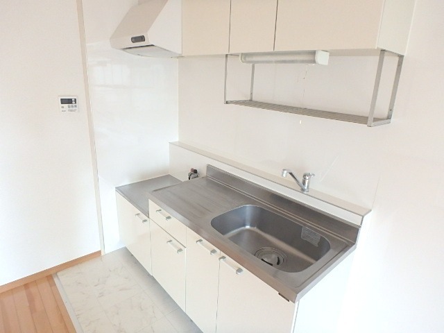 ��ʌ��������܎s��{��{���S���ڂ̃}���V�����̃L�b�`��