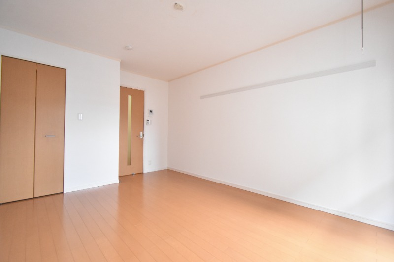 ��ʌ��������܎s�Y�a���؍�U���ڂ̃A�p�[�g�̋����E���r���O