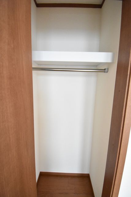 ��ʌ��������܎s�Y�a���ՂR���ڂ̃A�p�[�g�̎��[