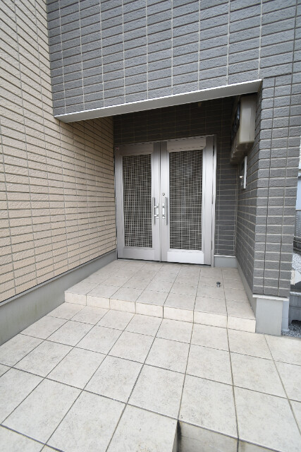 ��ʌ��������܎s���搼��{�P���ڂ̃A�p�[�g�̃G���g�����X