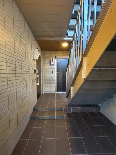 ��ʌ��������܎s��{����ؒ��S���ڂ̃A�p�[�g�̃G���g�����X