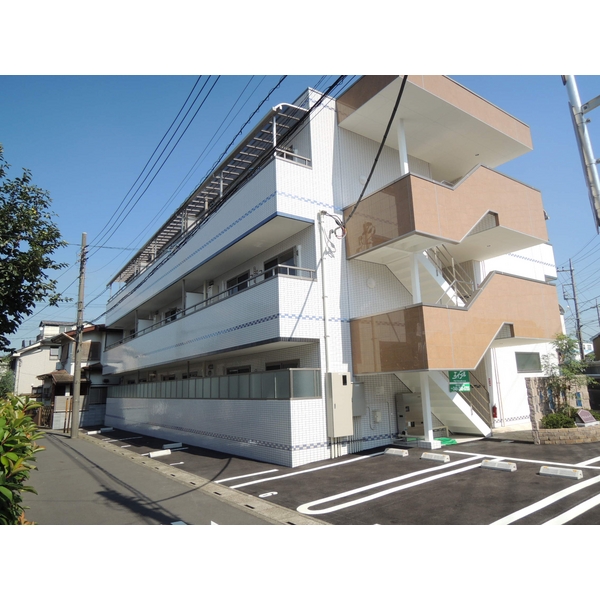 ��ʌ�����s�O�c�a�R���ڂ̃}���V�����̒��ԏ�