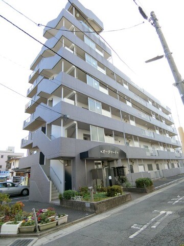 ��ʌ�����s�����P����3-6�̃}���V�����̌����O��