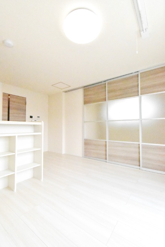 ��ʌ��������܎s��{��O���P���ڂ̃A�p�[�g�̋��ԁE���r���O