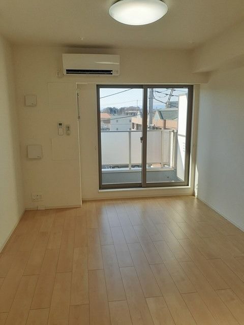 ��ʌ��������܎s���搼��{�P���ڂ̃A�p�[�g�̋��ԁE���r���O