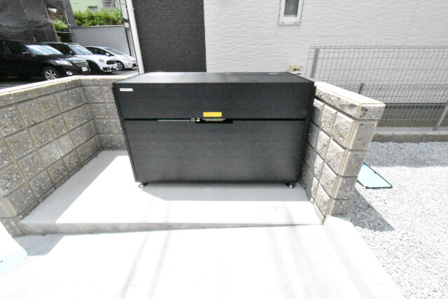 ��ʌ��������܎s��{��O���P���ڂ̃A�p�[�g�̂��̑�