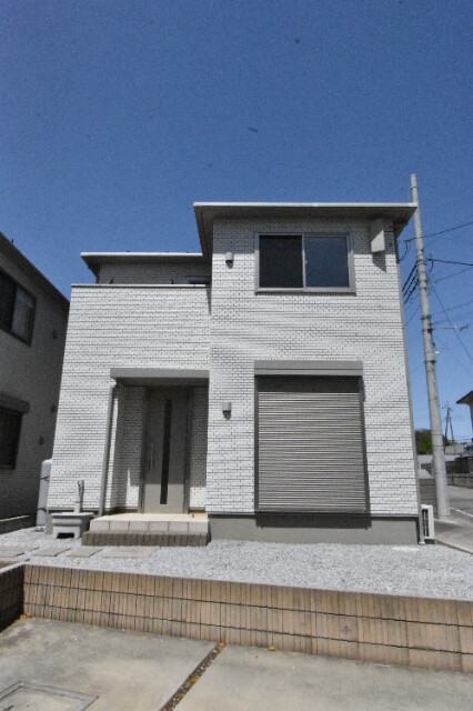 ��ʌ��@�c�s�@�c�T���ڂ̈�ˌ��ẴG���g�����X